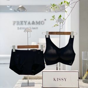Kissy bra classic